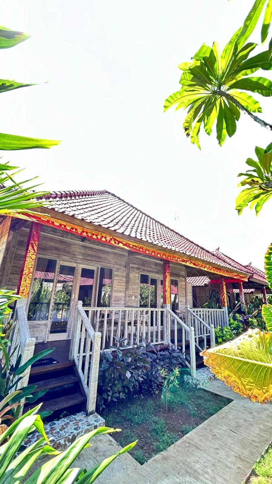 Lembongan Seaview Hotel Buitenkant foto