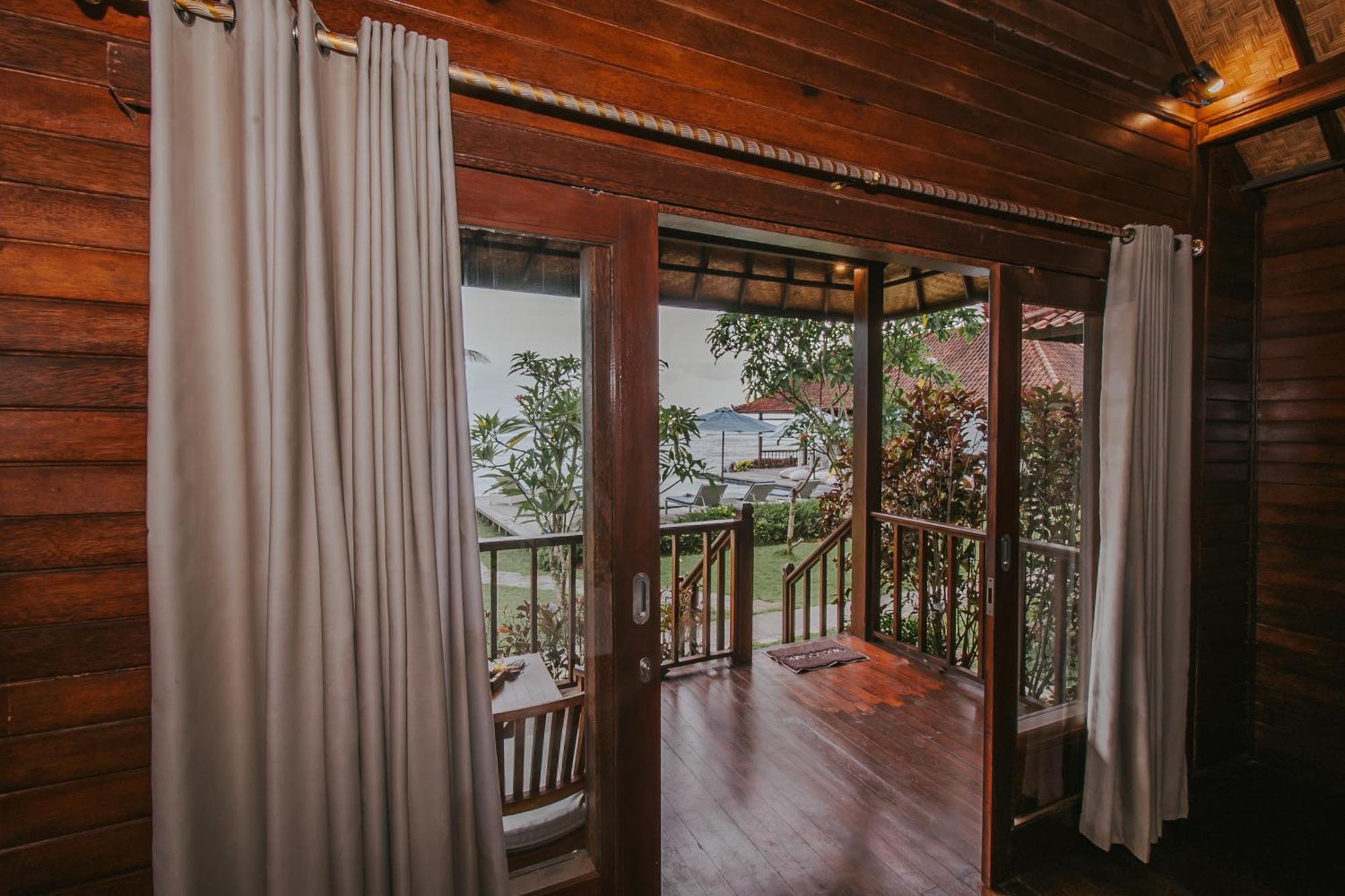Lembongan Seaview Hotel Buitenkant foto