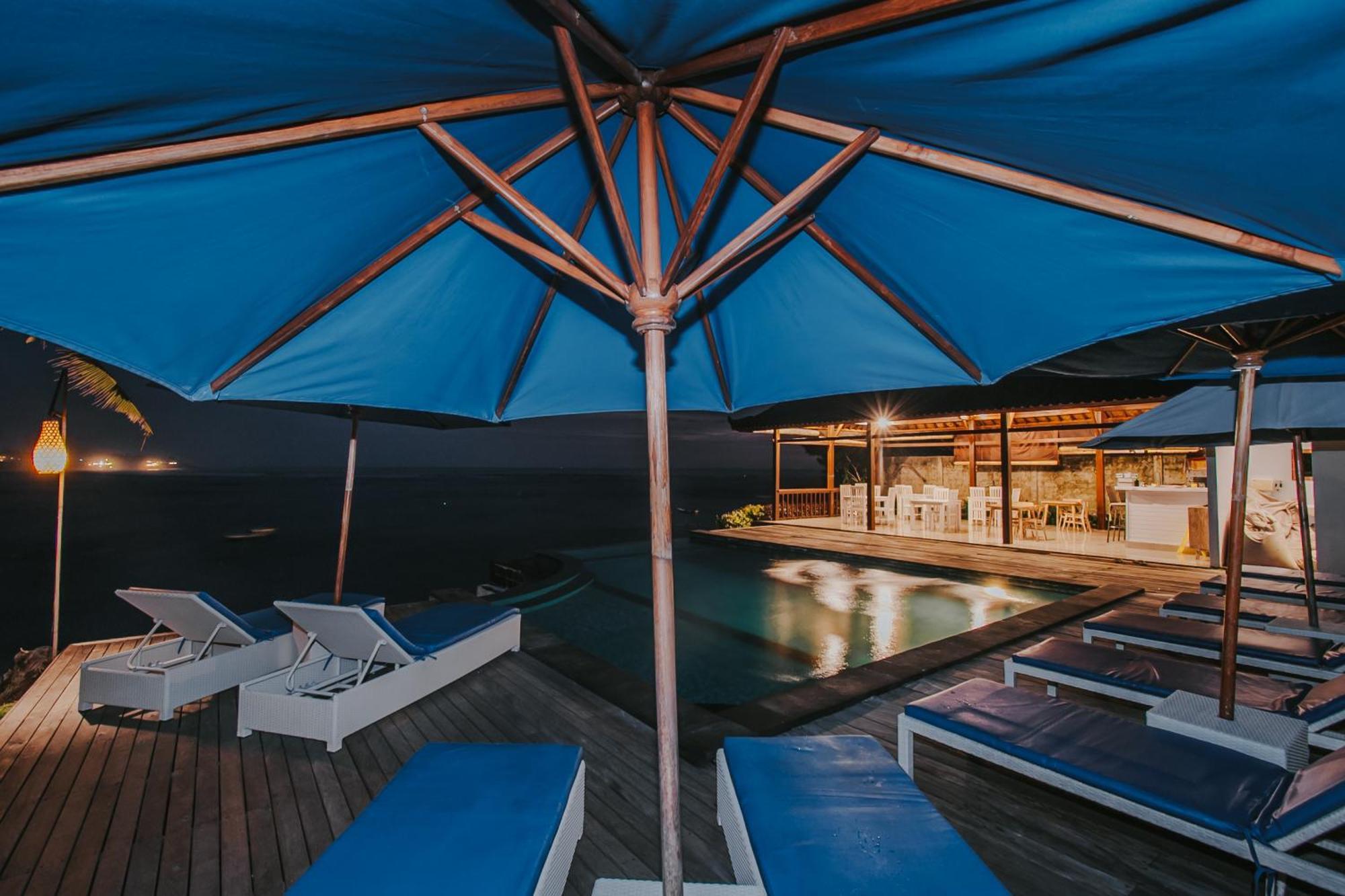 Lembongan Seaview Hotel Buitenkant foto