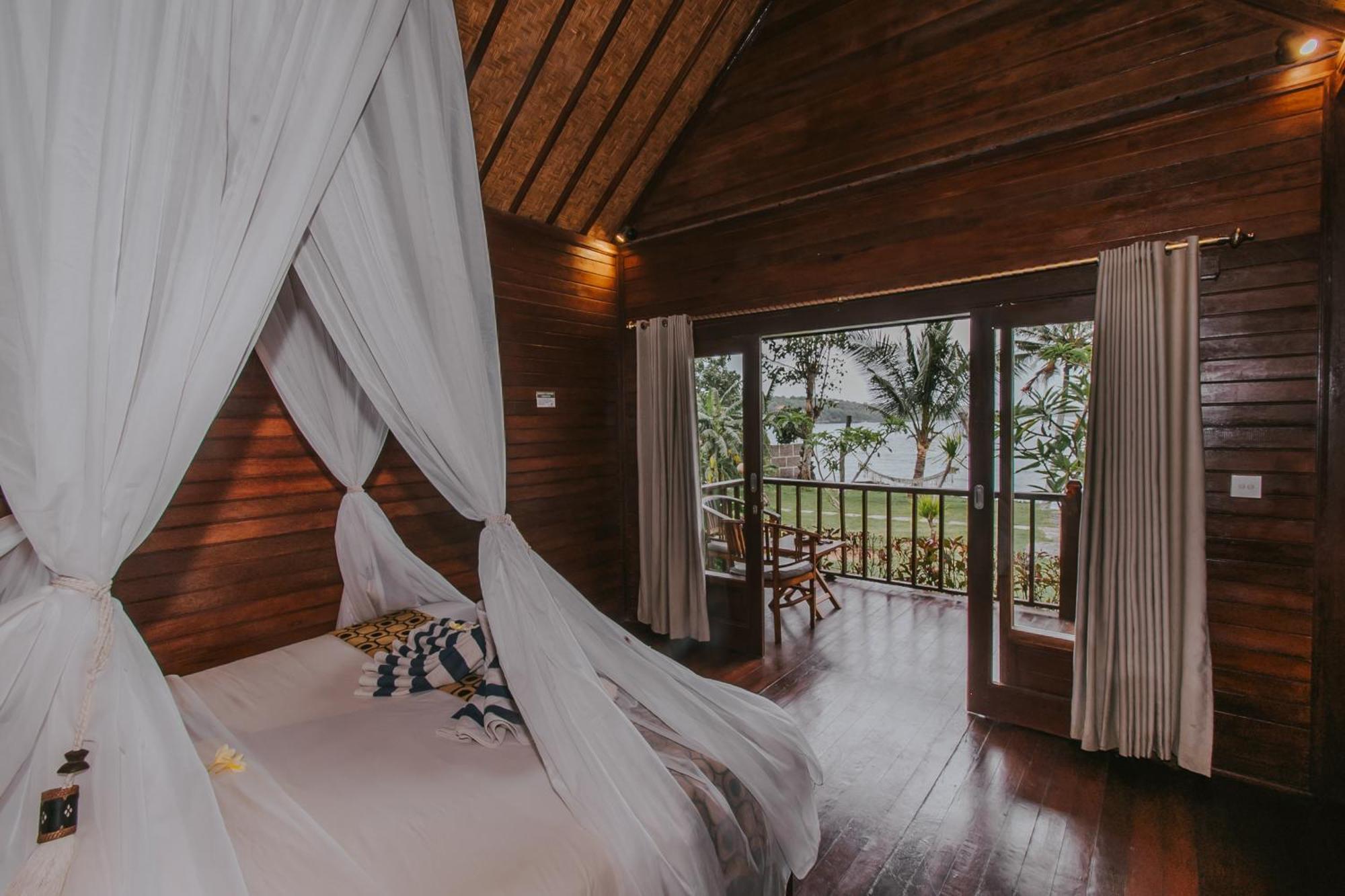 Lembongan Seaview Hotel Buitenkant foto