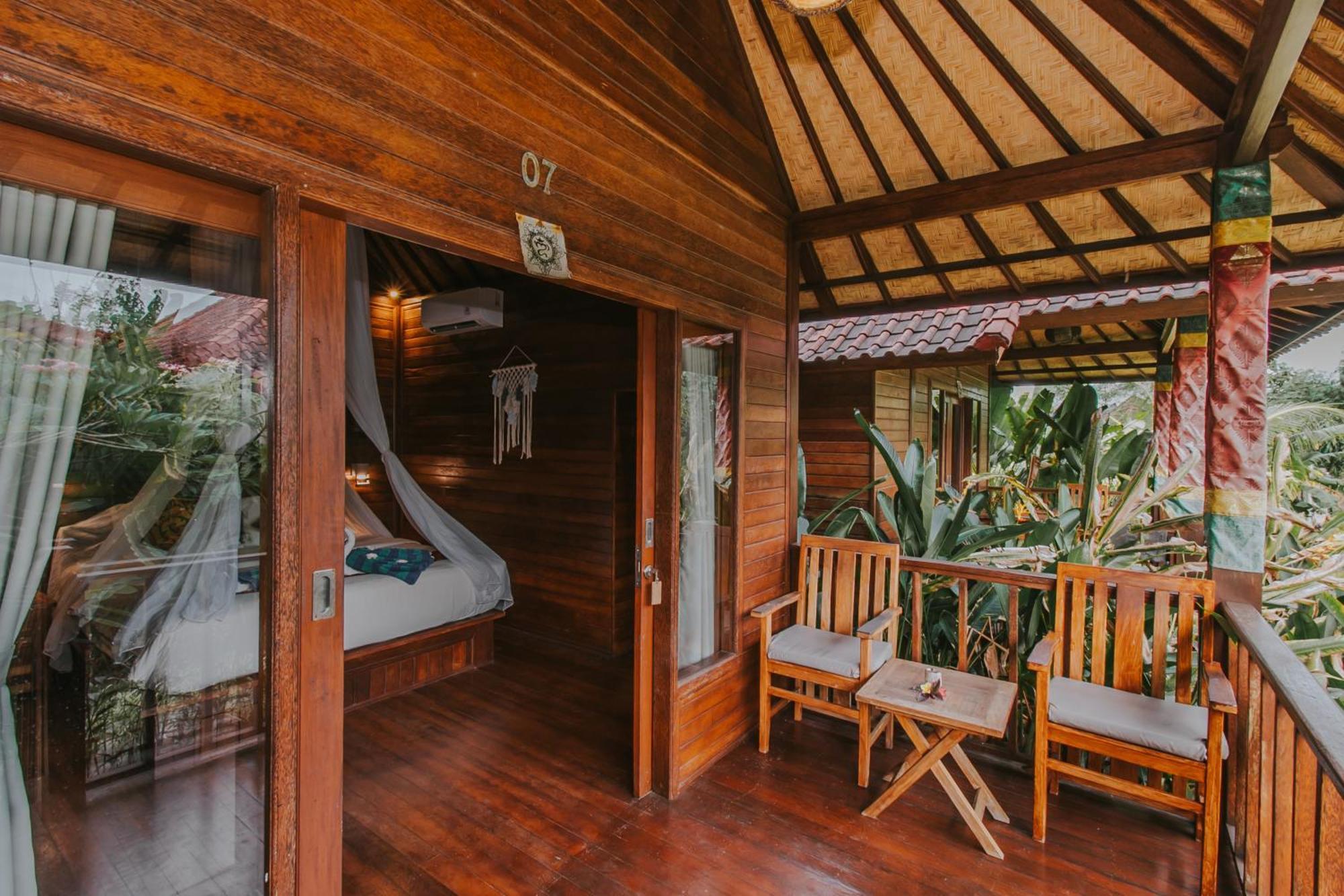 Lembongan Seaview Hotel Buitenkant foto
